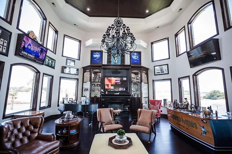 Distributed Audio-Video Solutions